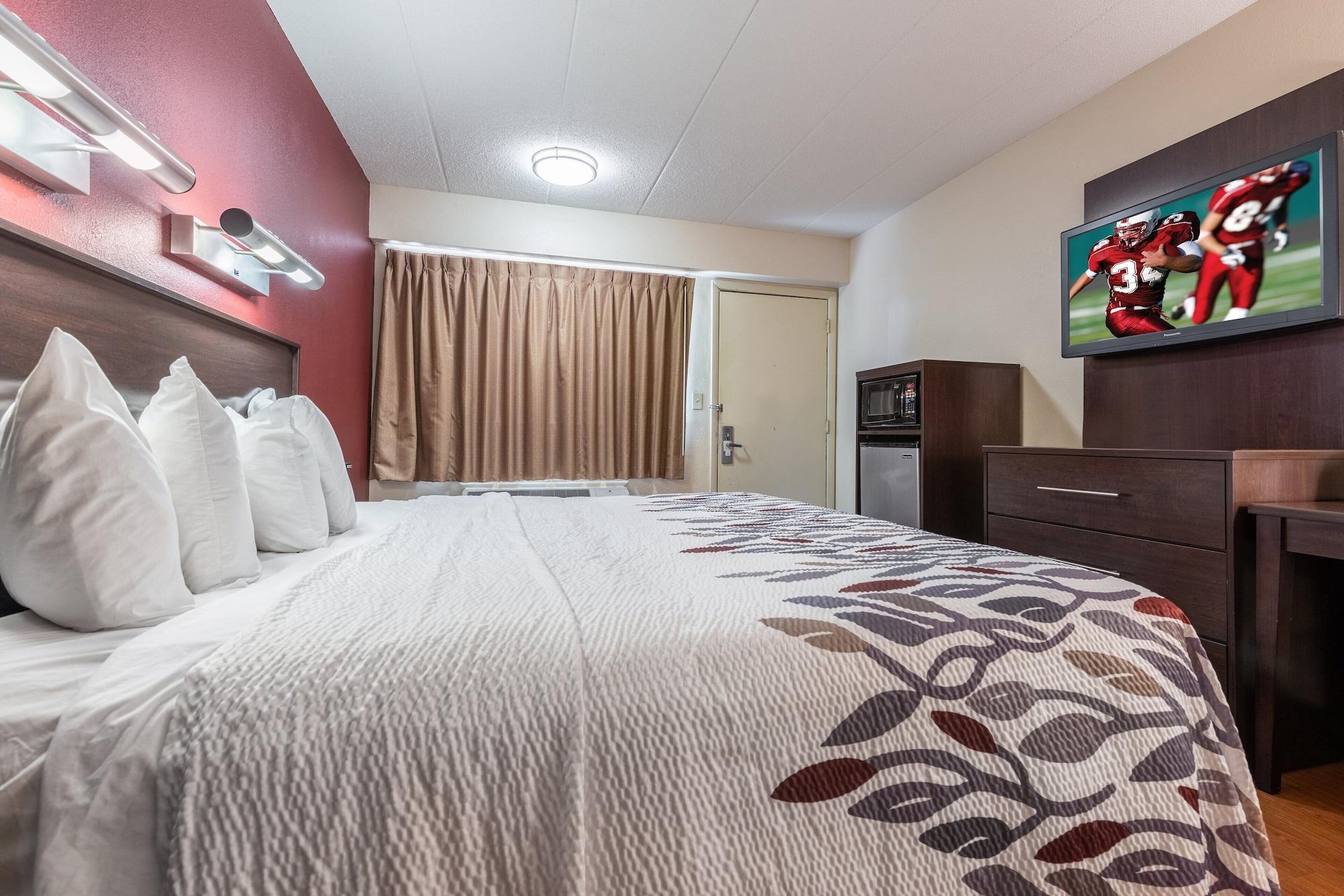 Red Roof Inn Merrillville Exterior photo