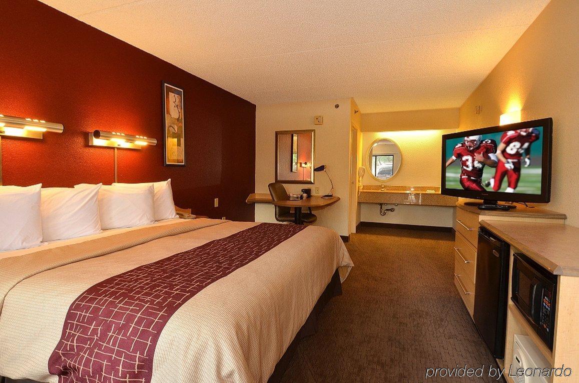 Red Roof Inn Merrillville Exterior photo